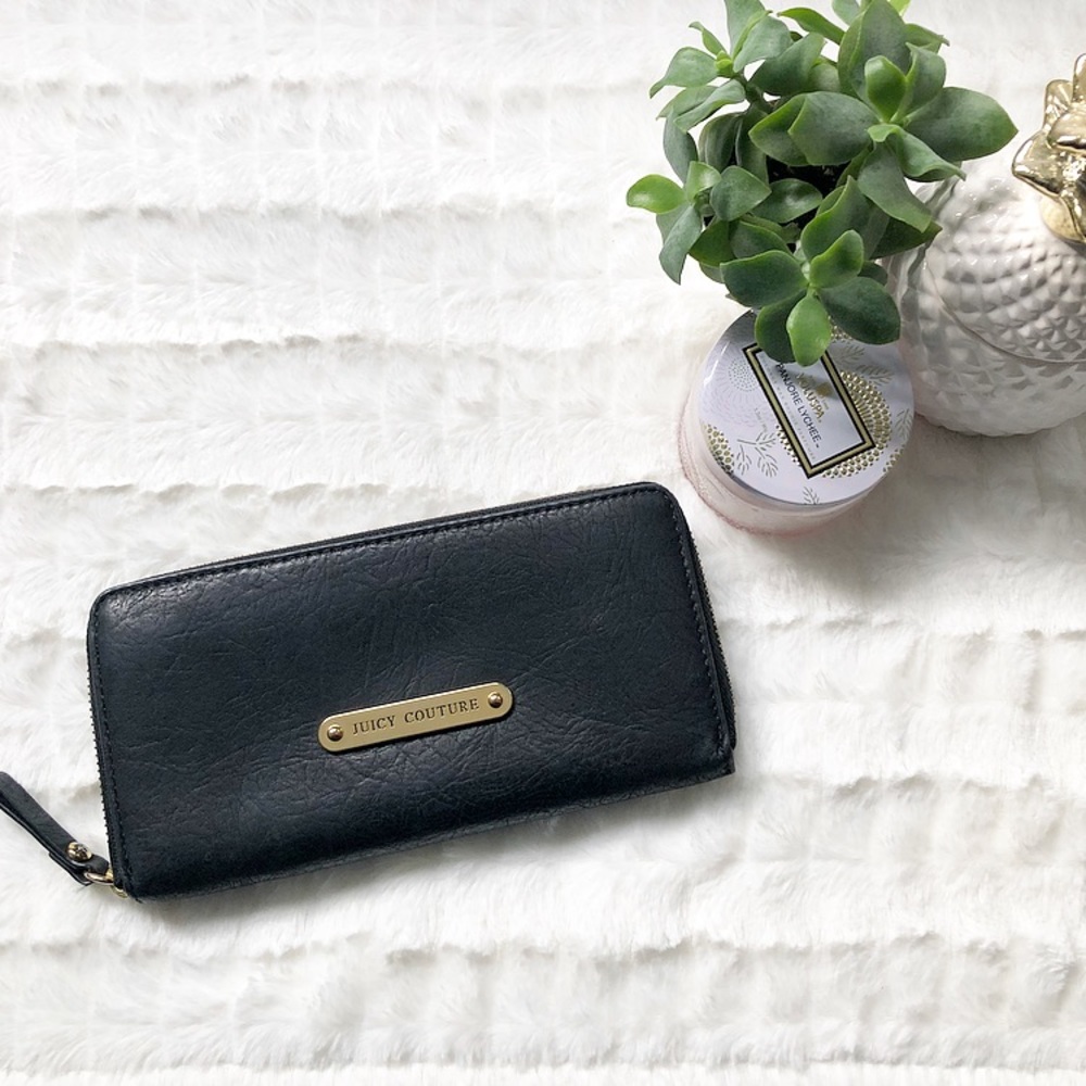 Juicy Couture Leather Continental Zip Wallet